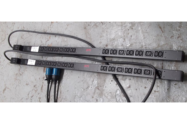 Rack PDU, Basic, Zero U, 32A, 230V, (20)C13 & (4)C19